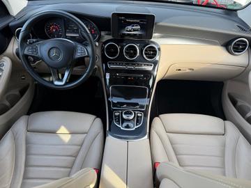 صورة 10 لـ 2015 Mercedes-BENZ GLC