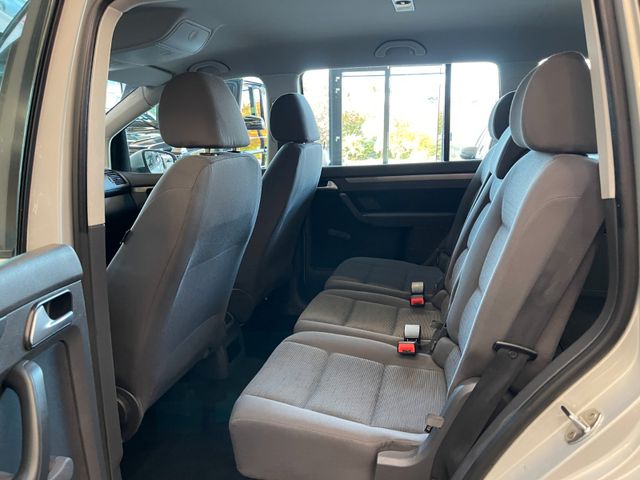 Volkswagen Touran Conceptline *KLIMA*TEMPOMAT*SZHZ*