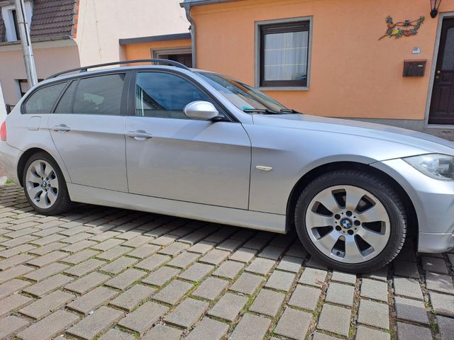 BMW 318i touring 