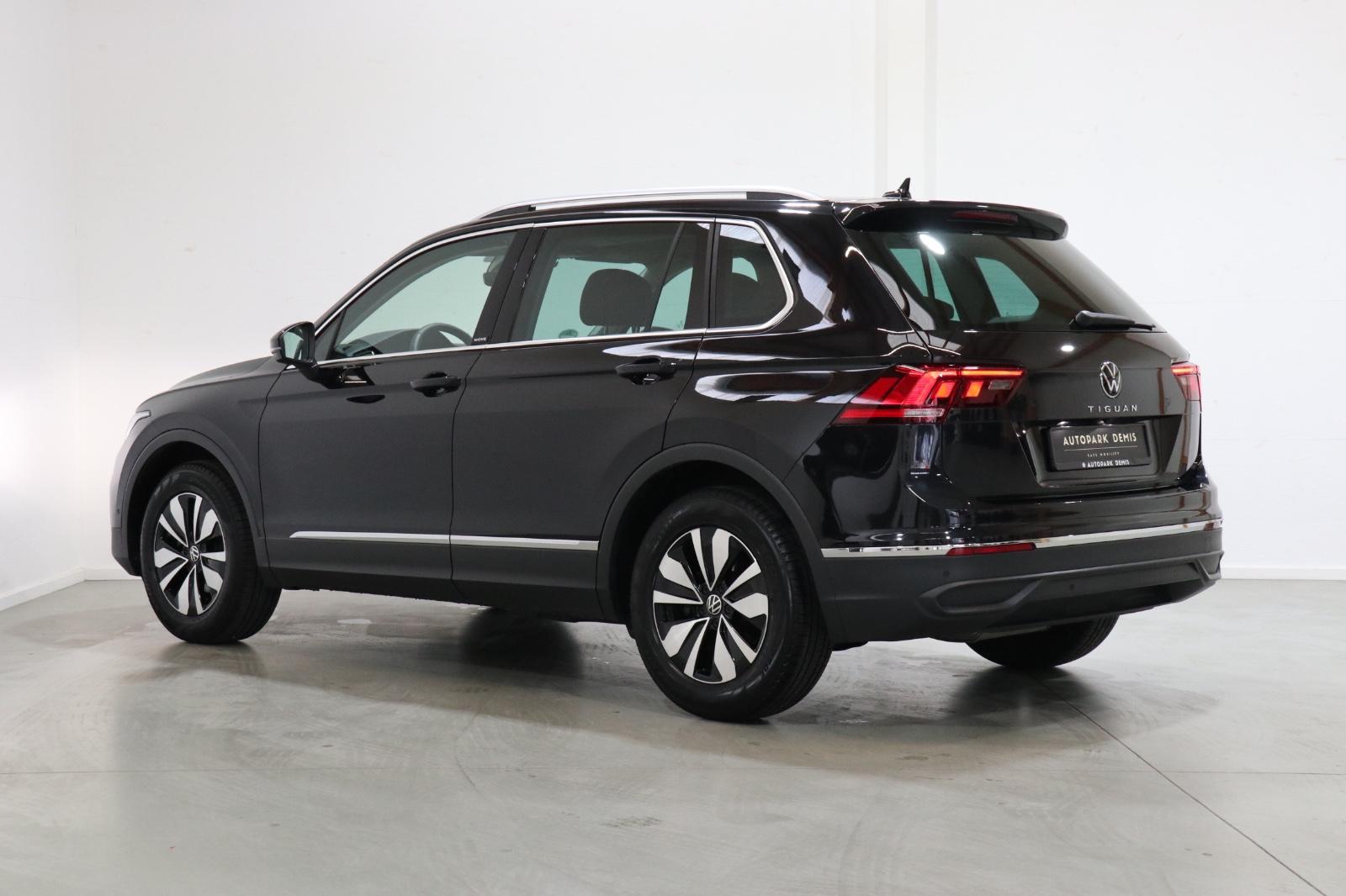 Volkswagen Tiguan Move/IQ.DRIVE/KAM/AMBIENTE/SHZ+HINTEN/ACC
