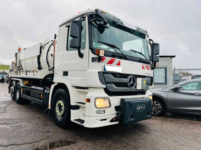 Mercedes-Benz Actros 2541 Saug- und Druckwagen