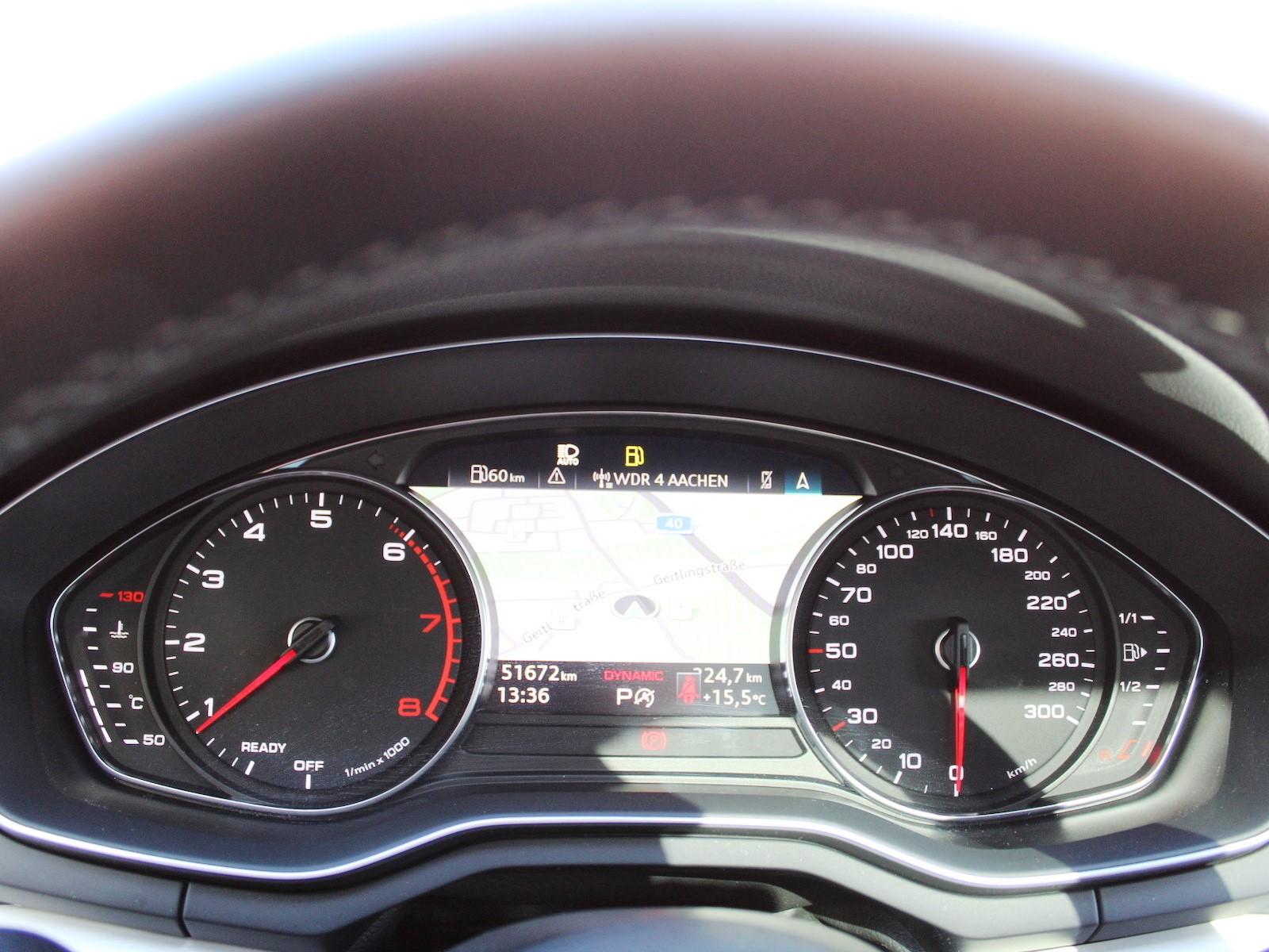 Audi A4 40 TFSI quattro S Line Panorama Kamera B&O WR