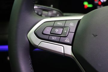 Volkswagen Tiguan 1.5 eTSI 110 kW Life AHK Panodach