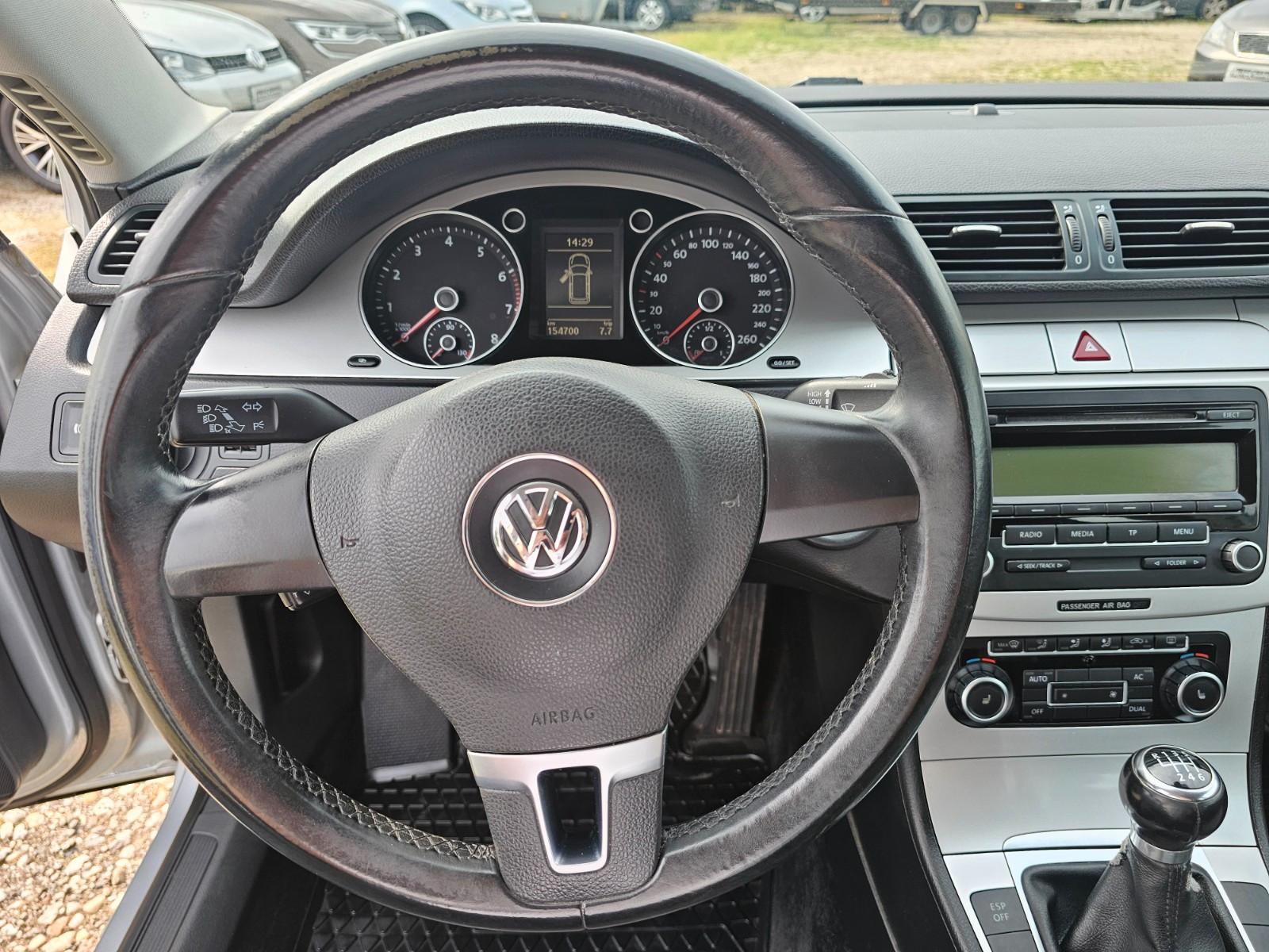 Volkswagen Passat 2010 — photo 25
