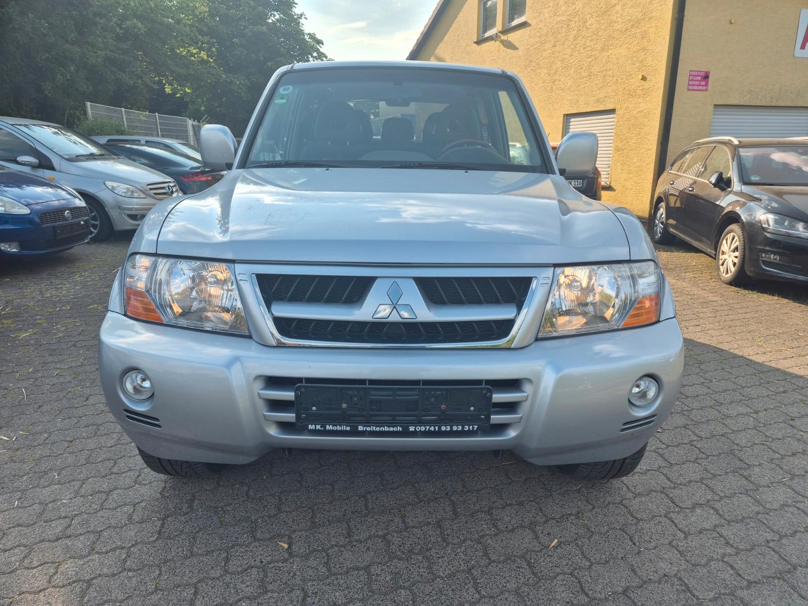 MITSUBISHI PAJERO 3.2 DI-D ELEGANCE 160 CH 4X4 BVA - 1ERE MAIN - VOLANT EN CUIR - CT NEUF