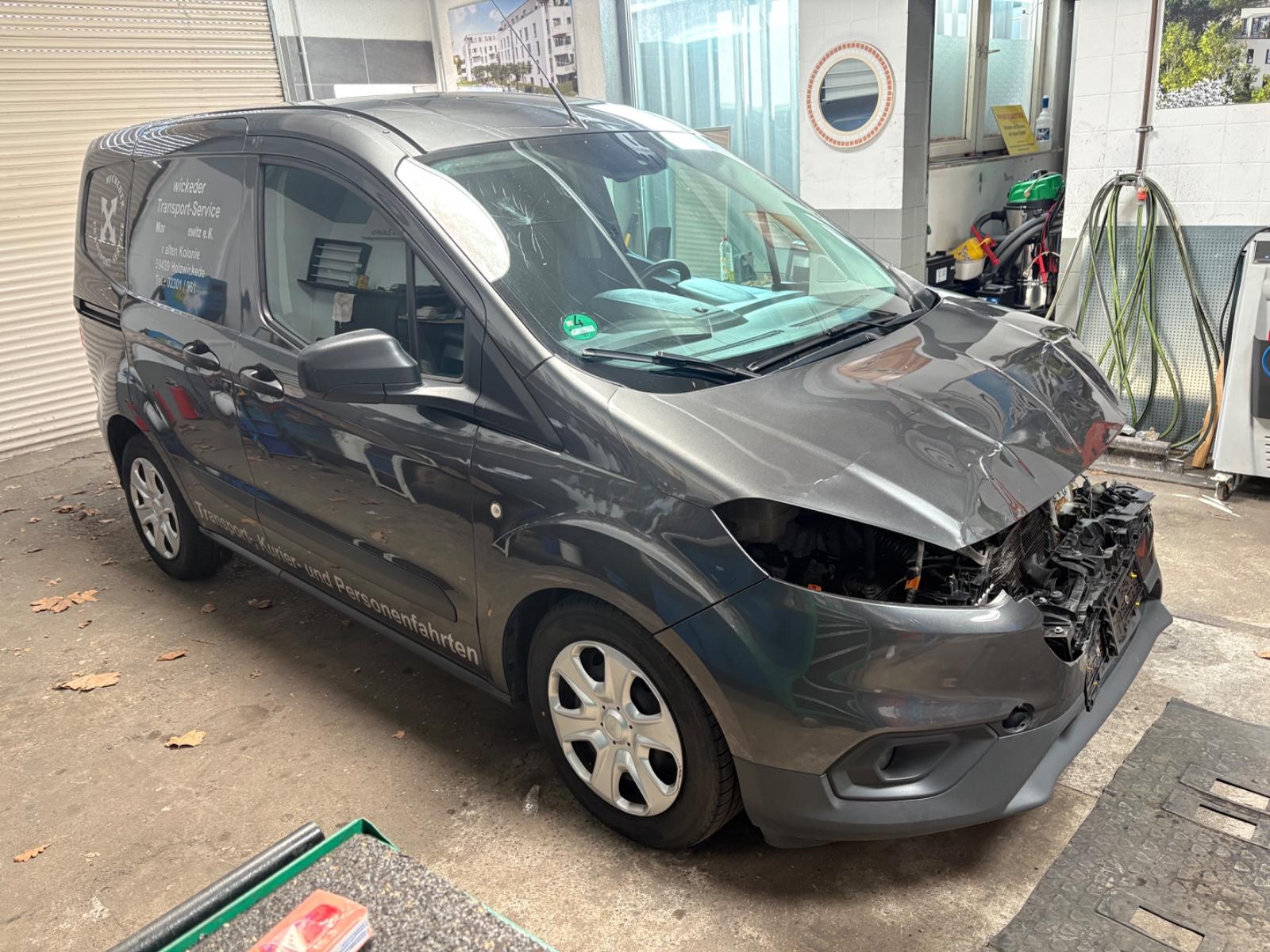 Ford Transit Courier Trend