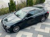 Mercedes-Benz E 400 Aut. AMG Line Coupe 4MATIC  Dist. Nav. Pan - gebrauchte Mercedes-Benz E 400 aus dem Jahr 2016