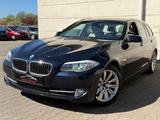 BMW 535d Touring/PANORAMA/LEDER/NAVI/LED/AHK/1.Hand/ - BMW 535 in Mannheim