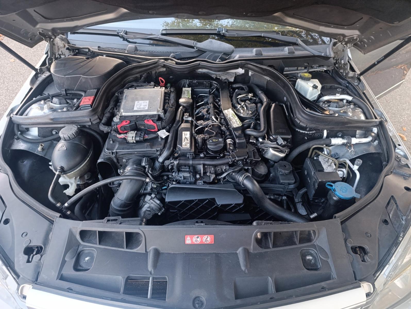 Mercedes-Benz C220 2009 — photo 9
