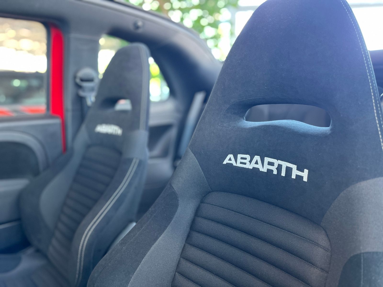 Fahrzeugabbildung Abarth 695C NUR 2.000KM!!! BEATS NAVI ALU