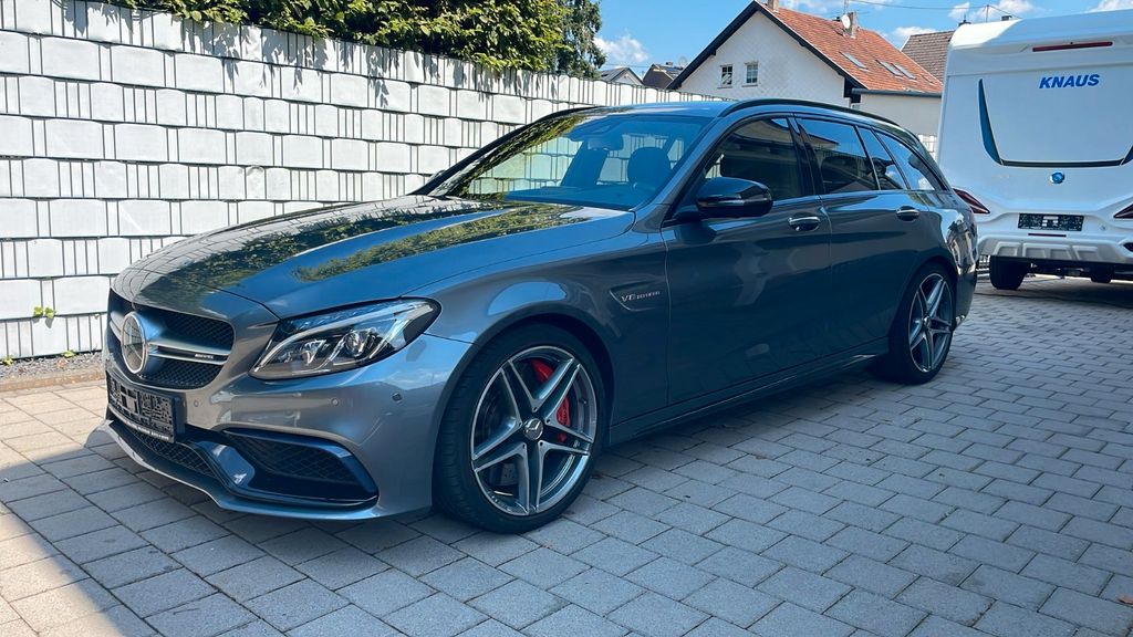 Mercedes-Benz C 63 AMG