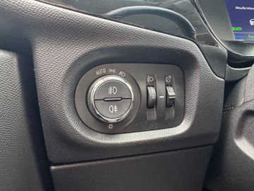 Bild 7 Opel Corsa Corsa-e F Edition +PDC+SHZ+LED+ALU+11kW+CARPLAY+