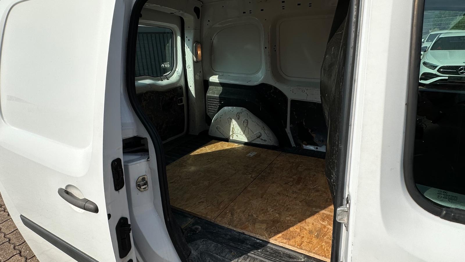 Renault Kangoo 2014 — photo 14