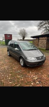 Volkswagen Sharan 7M 1,9TDI Automatik 7 Sitzer - Volkswagen Sharan mit Diesel-Antrieb: Kleinbus, Automatik, 1.9