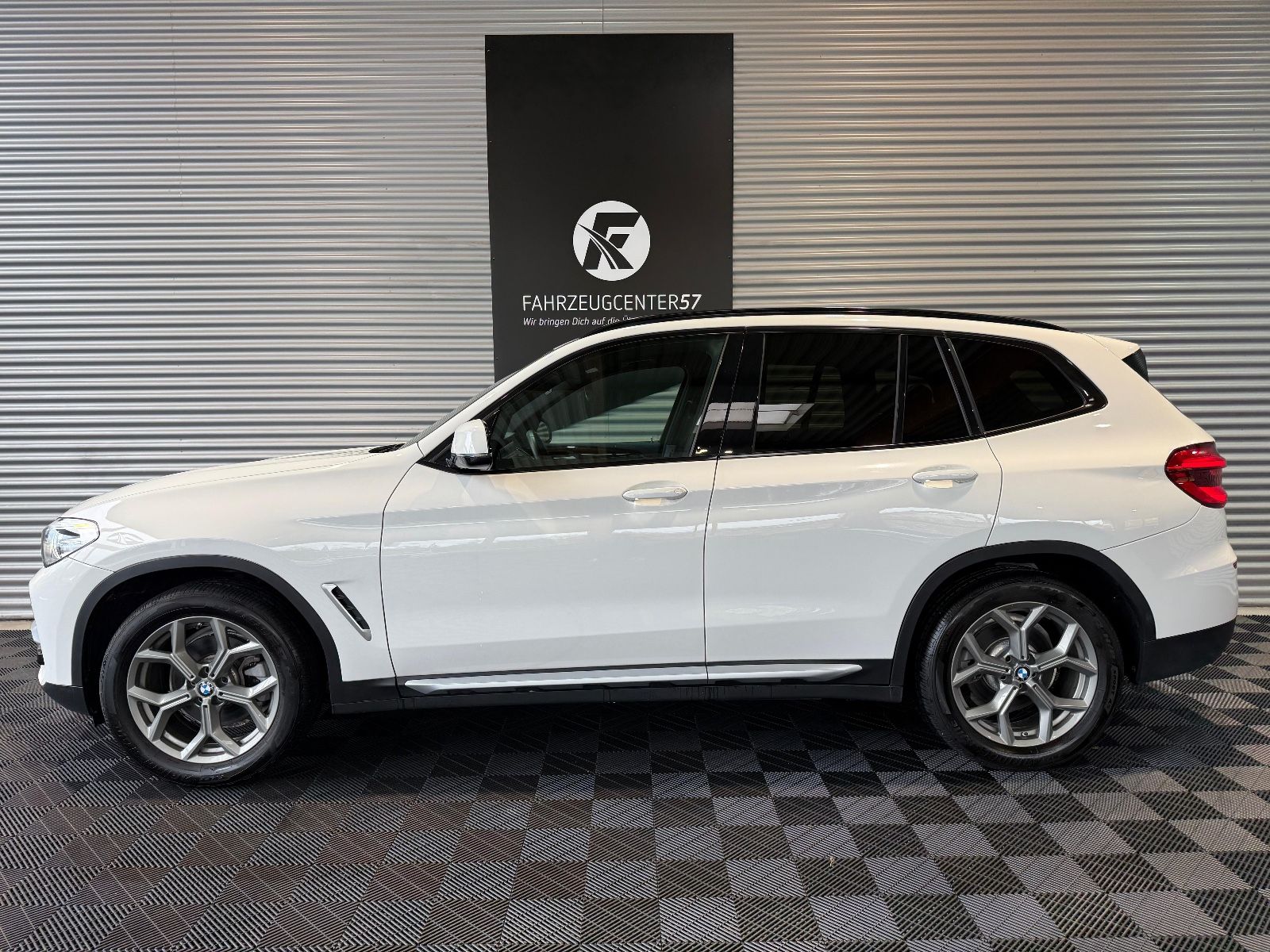BMW X3 sDrive30i xLine/RFK/CARPLAY/LED/NAVI foto 3