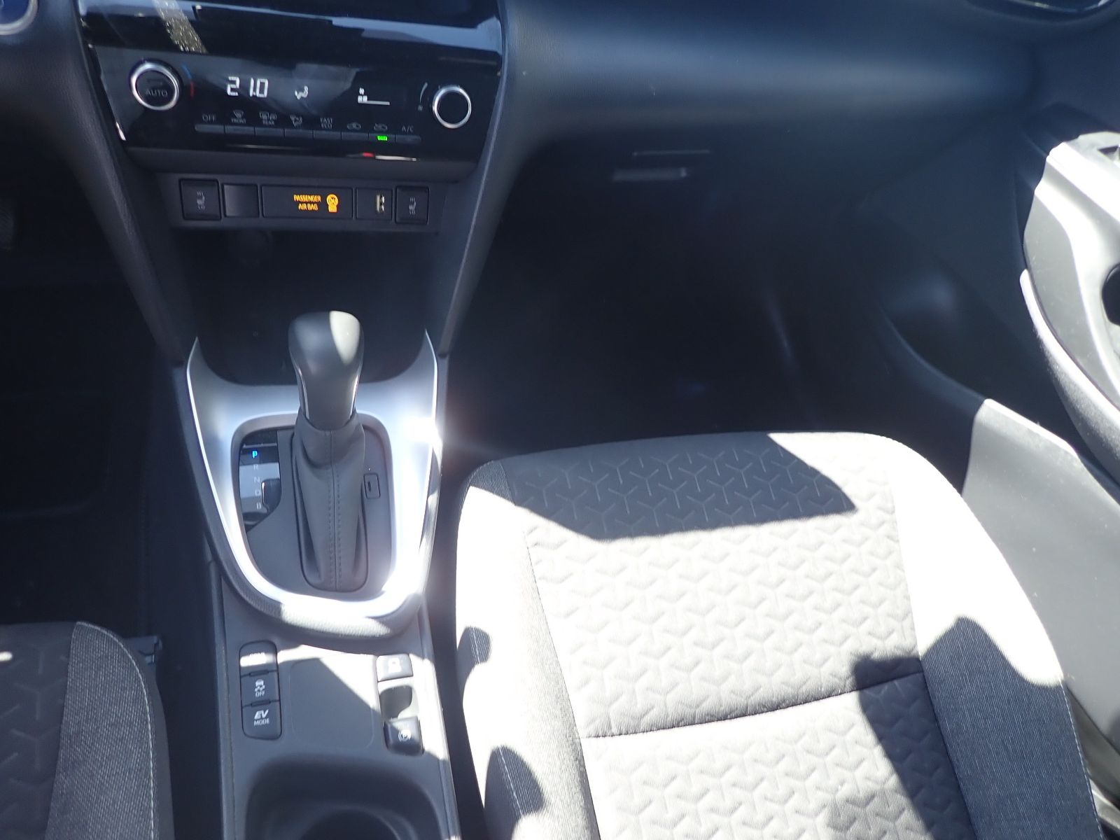 Fahrzeugabbildung Toyota Yaris Cross Hybrid FWD Team Deutschland