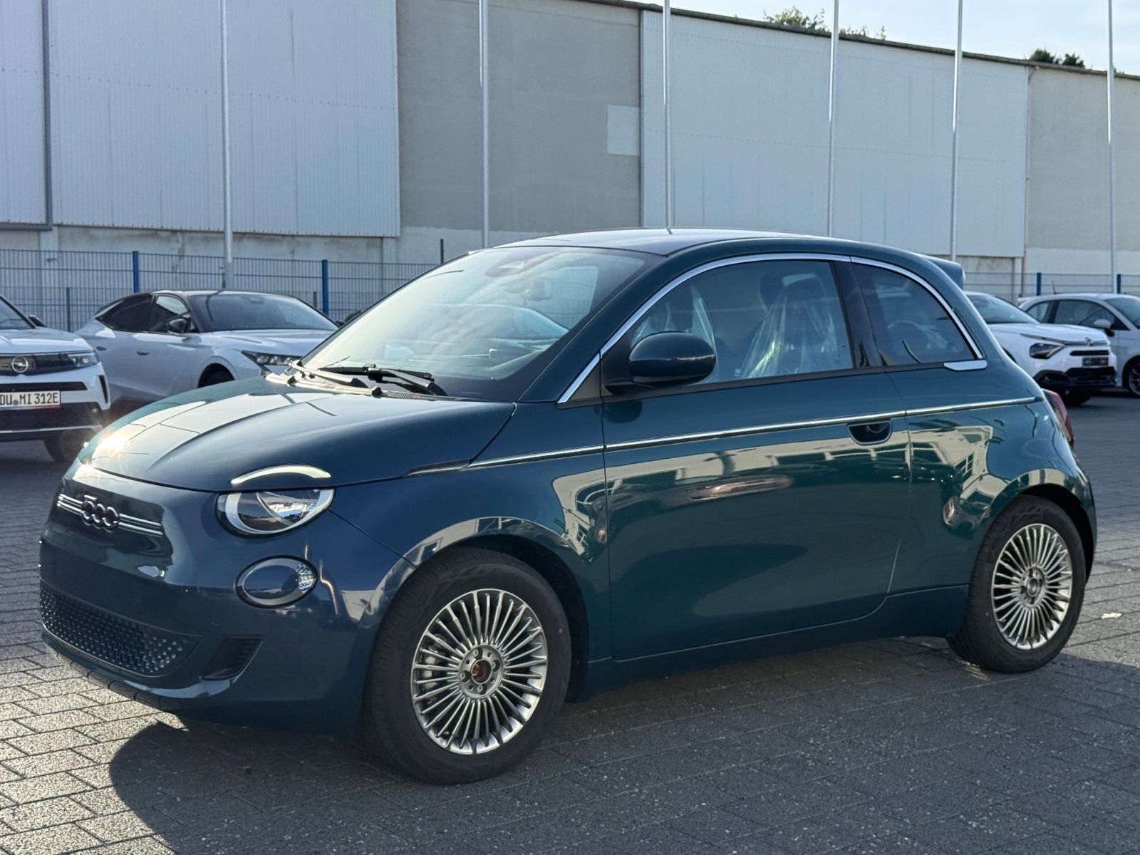 Fiat 500e Style|Totwinkel|Kamera|Sitzhzg|PDC