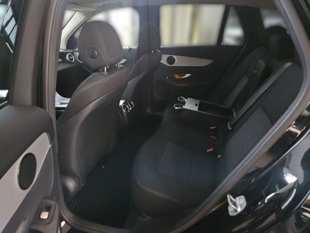 Fahrzeugabbildung Mercedes-Benz GLC 200 d 4M Pano MBUX LED