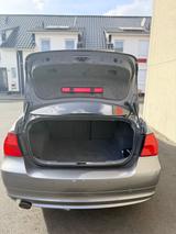 BMW 320d E90 LCI M-Paket | 184 PS | Xenon | LED | - BMW 320 mit Diesel-Antrieb: Limousine, 320d E90