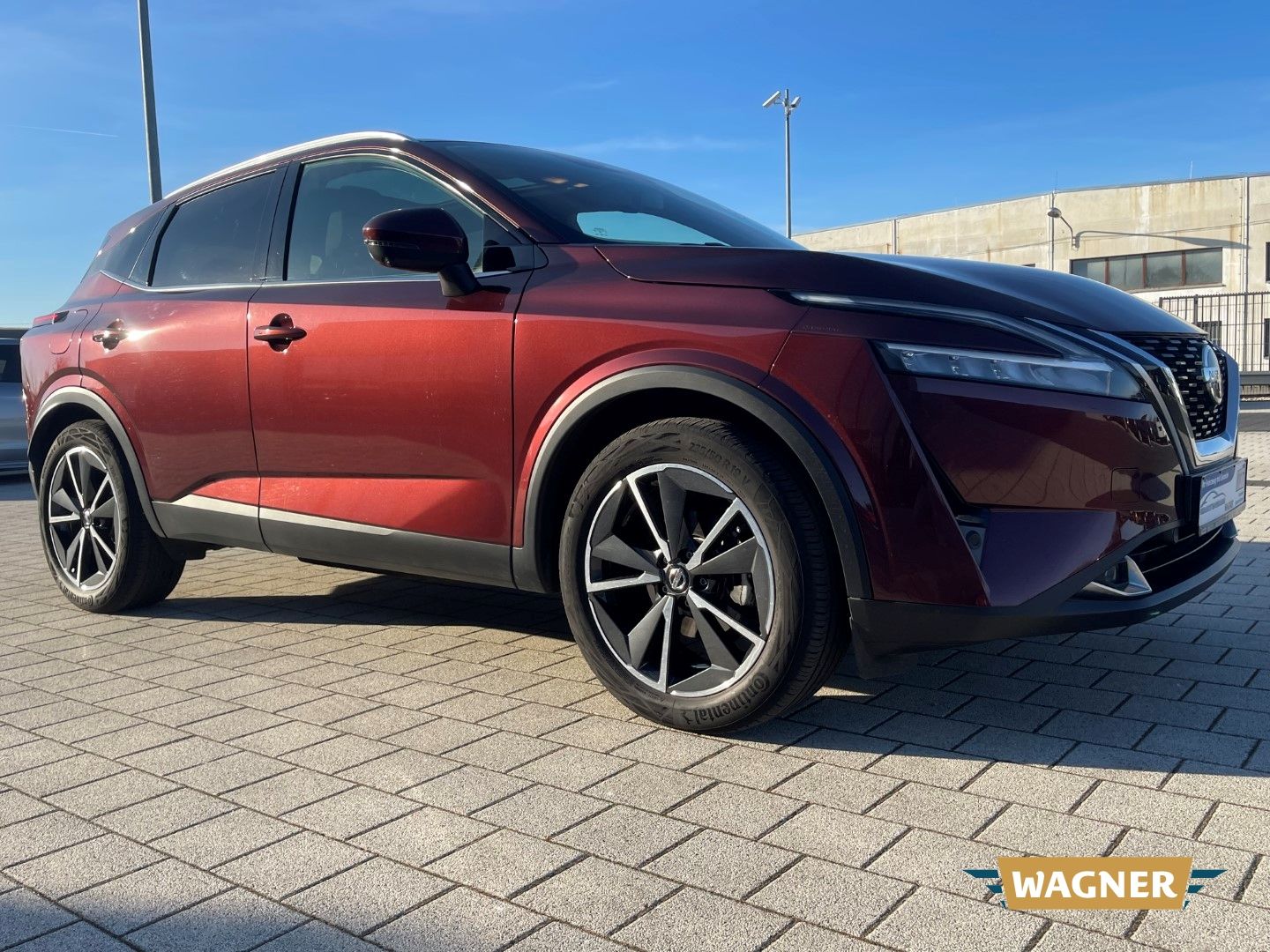Fahrzeugabbildung Nissan Qashqai Tekna 4x4 1.3 DIG-T MHEV Hybrid