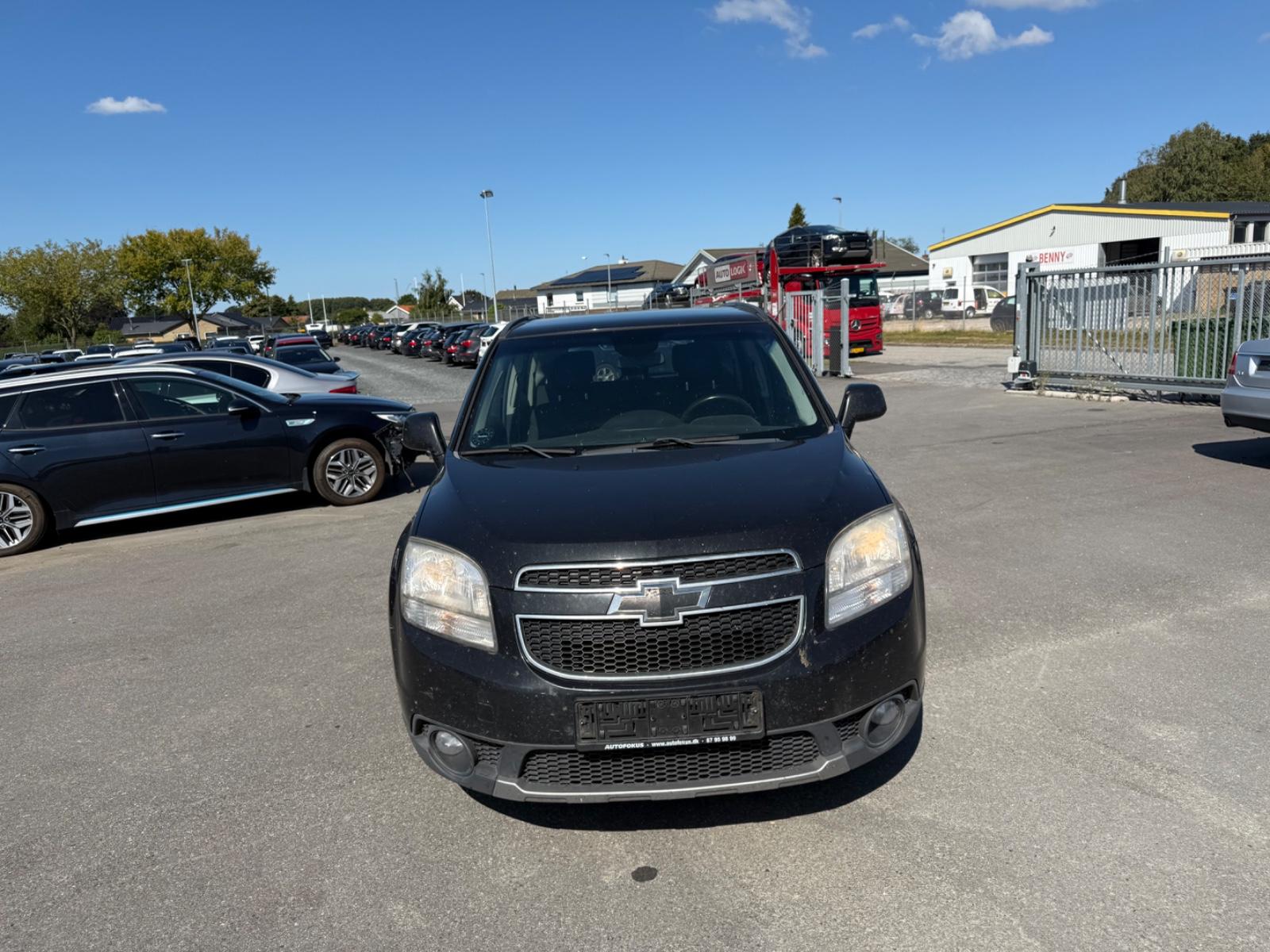 Chevrolet Orlando 2013 — rear view