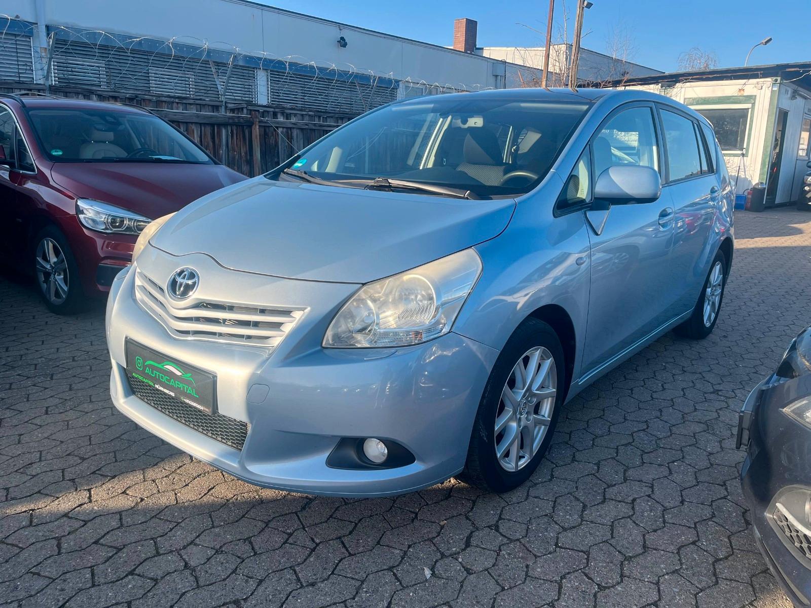 Toyota Verso Executive