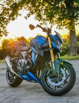 Suzuki Gsxs-750, SC Project, Checkheft, SW-Motech - SUZUKI GSX S750