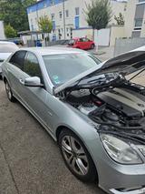 Mercedes-Benz E 350 CDI 4MATIC BlueEFFICIENCY - - Mercedes-Benz E 350 aus 2009: 4matic