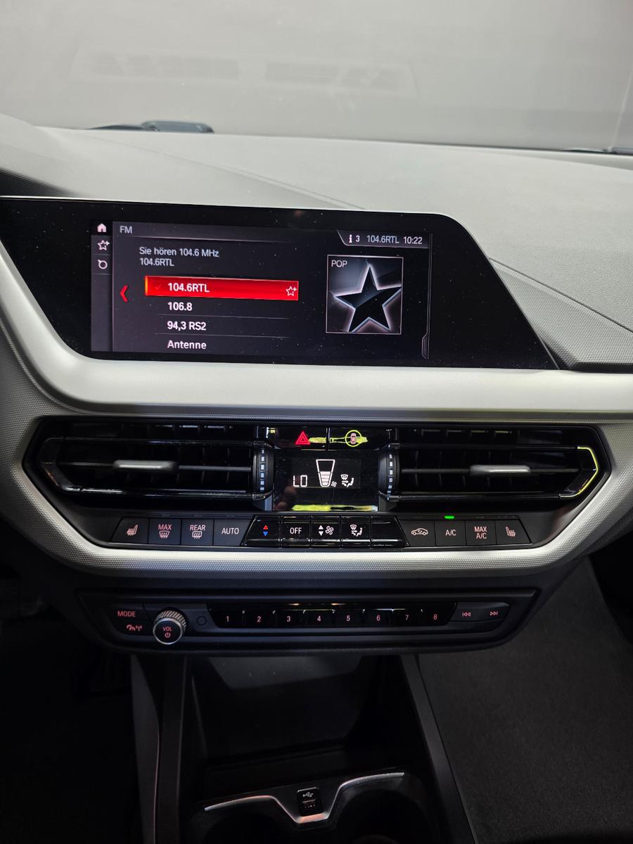 BMW 118 i Advantage, AUTOMATIK, M SPORT 18", M LENKER, миниатюра 19
