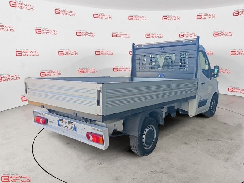 Renault Master Master T35 2.3 dCi 135 PL Cabinat imagem 3