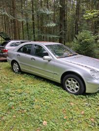 صورة 4 لـ 2004 Mercedes-BENZ C 180