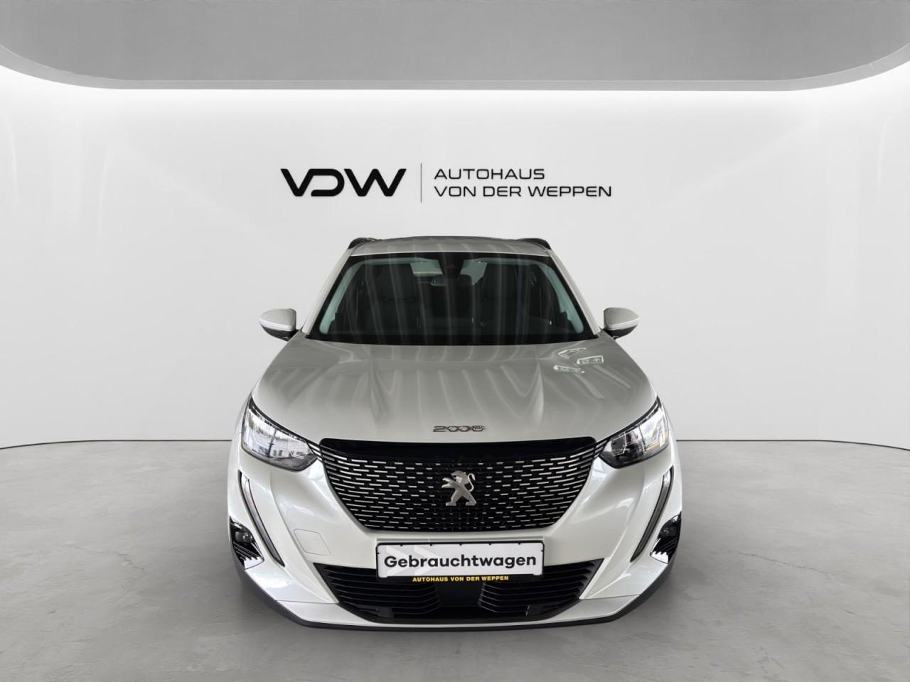 Peugeot 2008 Allure Ganzjahresreifen Sitzheizung Klima