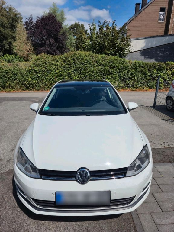Image of Volkswagen Golf