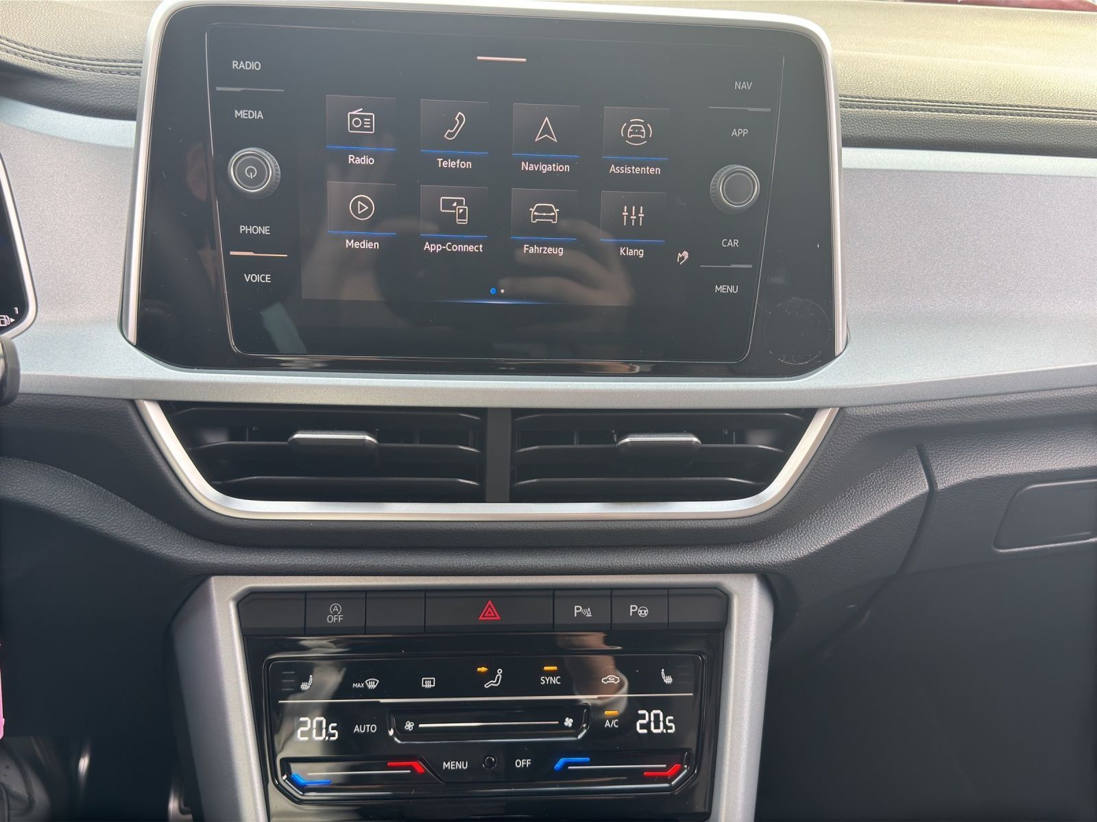 Volkswagen T-Roc - Bild 12