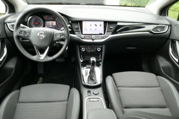Fahrzeugabbildung Opel Astra K Sports Tourer INNOVATION / Autom.