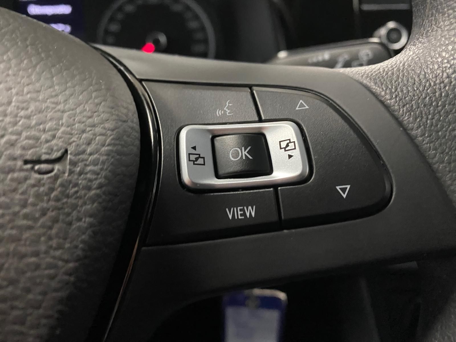 Fahrzeugabbildung Volkswagen Polo 1.0 TSI Comfortline PDC+SITZHEIZ+ALLWETTER+