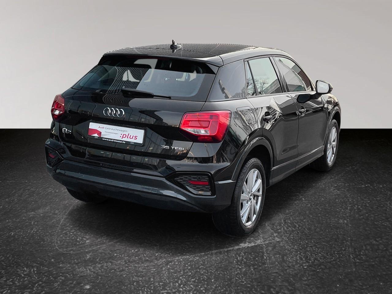 Audi Q2 35 TFSI S tronic advanced  Navi LED Leder PDC