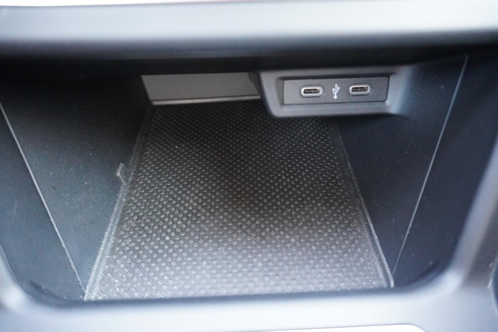 Volkswagen Polo VI 1.0 TSI United Navi PDC Sitzheizung DAB, миниатюра 26
