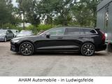Volvo V60 Kombi Momentum Pro PANO AHK 4ZONEN ACC KAM - Volvo V60 Gebrauchtwagen in Berlin