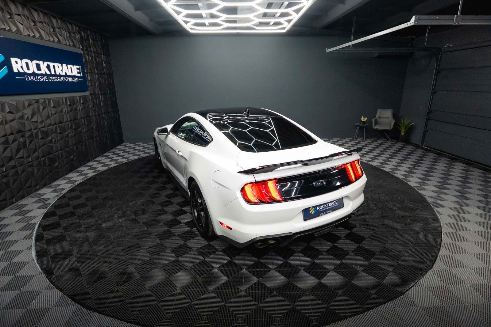Fahrzeugabbildung Ford Mustang Shelby GT 500 5.0 V8 Performance PREMIUM