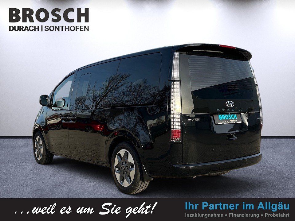 Fahrzeugabbildung Hyundai STARIA 9SITZER 2.2 CRDi 8AT 4WD PRIME PANO 1HD++