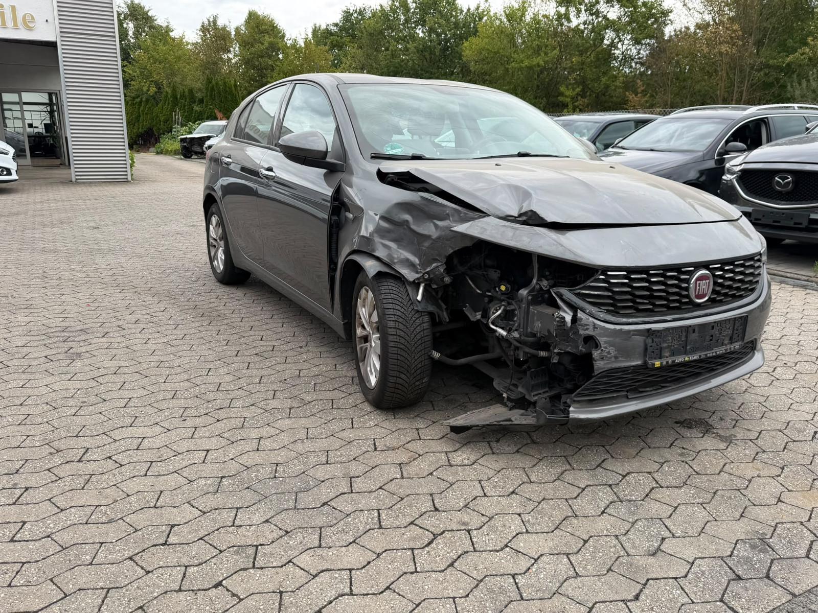 Fiat Tipo Lounge 1.6 Multijet *Scheckheft*Kamera*Navi