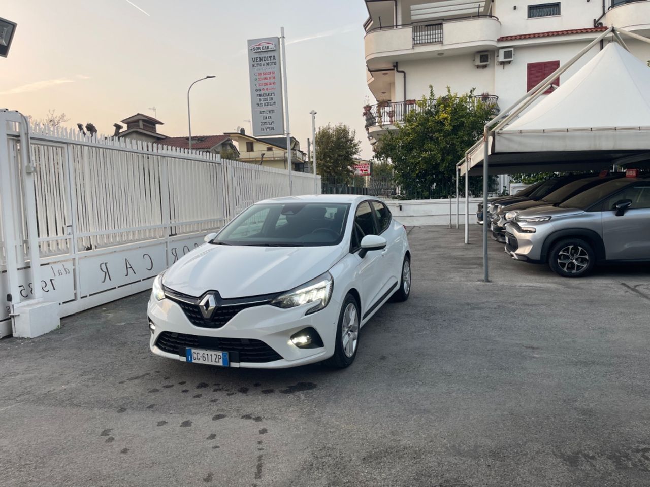 RENAULT Clio