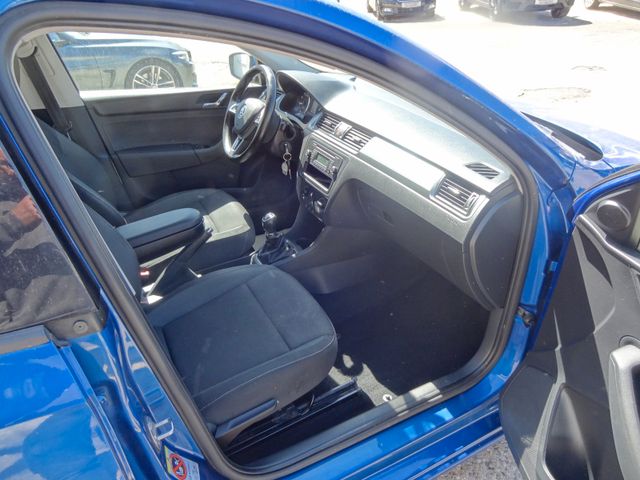 Fahrzeugabbildung Skoda Rapid Spaceback Ambition/2.Hd/AHK/