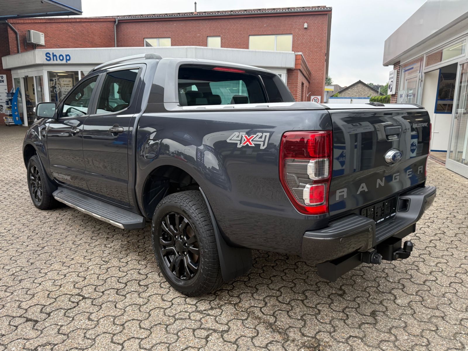 Fahrzeugabbildung Ford Ranger Wildtrak 2.2 TDCI Doka 4x4 Navi/ACC/AHK