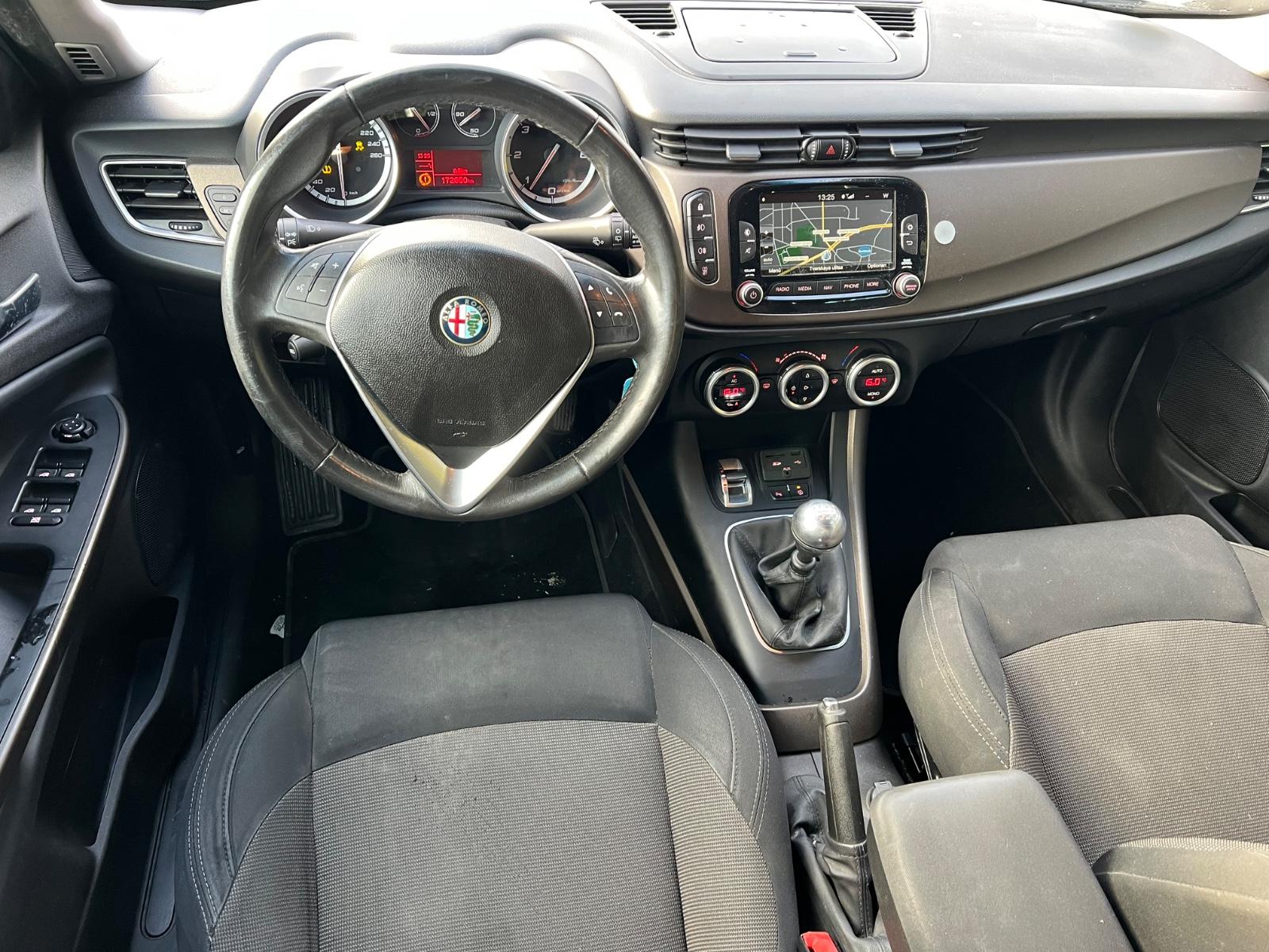 Alfa Romeo Giulietta Turismo 1.6 JTD NAVI XENON