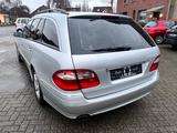 Mercedes-Benz E 320 T-Modell E 320 T CDI-Xenon-Navi-2xPDC-Mult - gebrauchte Mercedes-Benz E 320 aus dem Jahr 2005