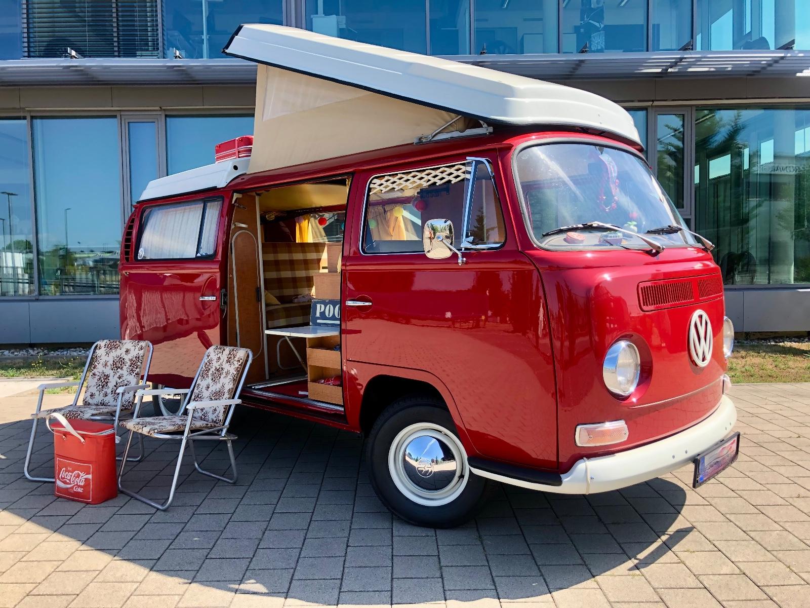 Volkswagen T2a Westfalia Motor neu aufgebaut Top