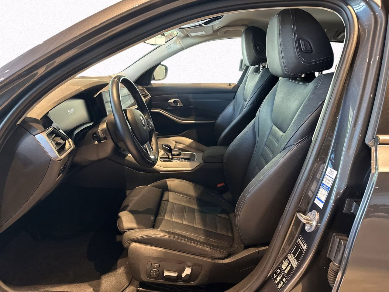 BMW 330 i xDrive Touring Advantage Laser StdHz Memory, миниатюра 8