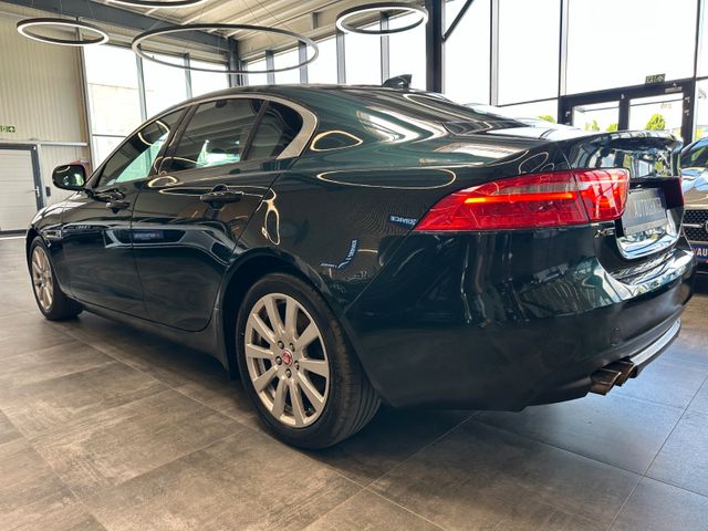 MYAUTOCENTER – Gebraucht- und Jahreswagen mit Werkstattservice in Pfaffenhofen Jaguar XE Pure *LED*Keyless*2-Zonen*Tempo*Navi*